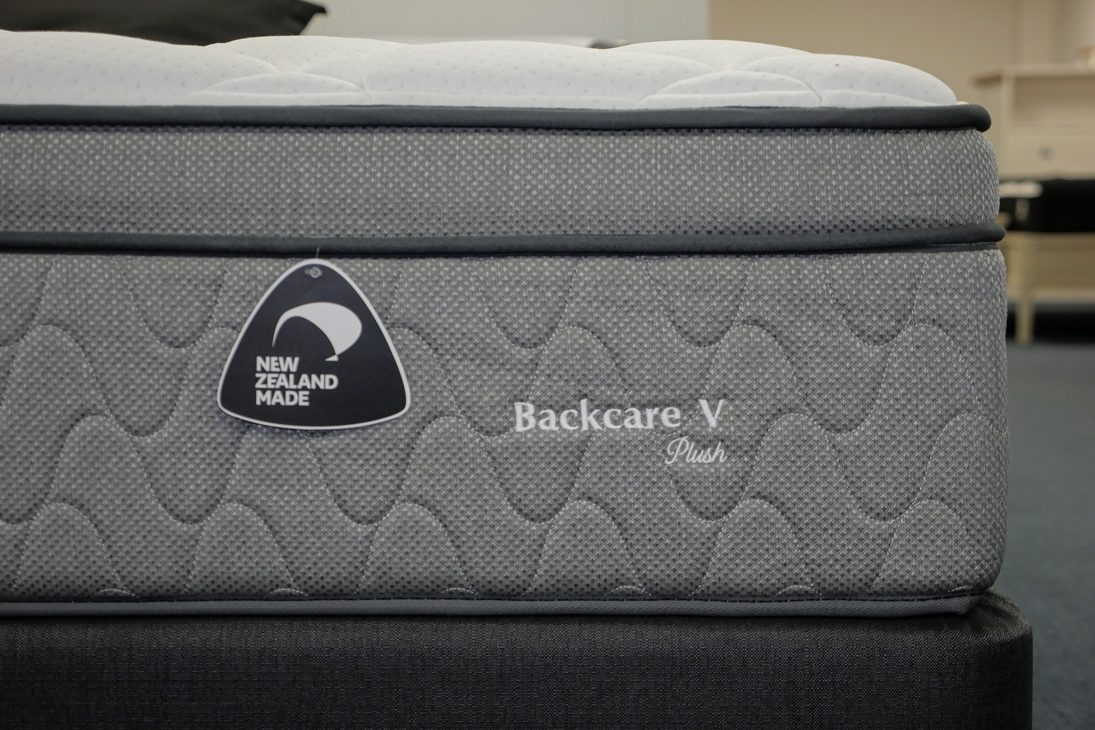Backcare V - Plush